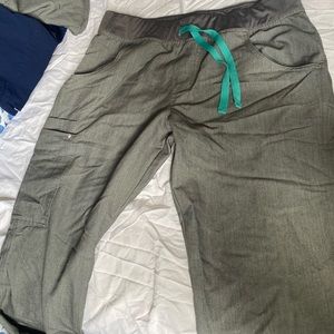 Figs basic scrub pants